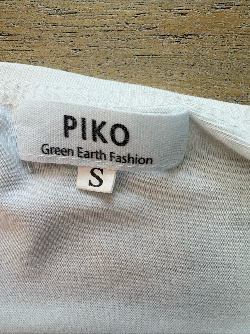 PIKO Green Earth Bamboo Long Sleeve Top White Oversized Small EUC - Picture 4 of 5